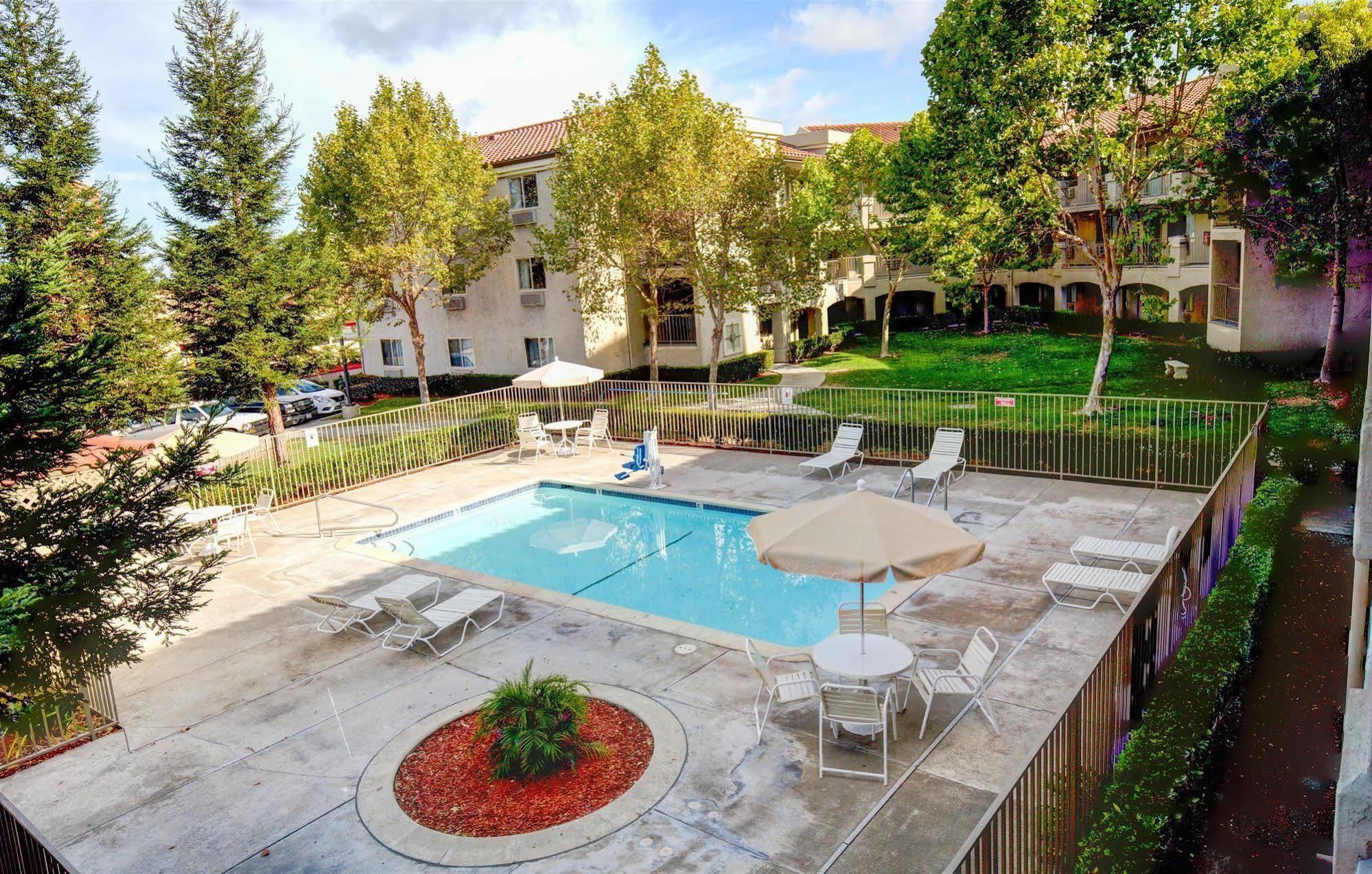 Inn At Rohnert Park Exterior foto